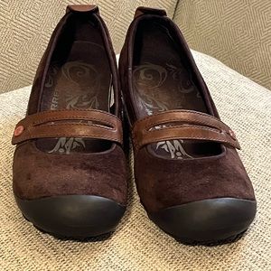 Merrell, 7.5 Mary Jane Shoes
